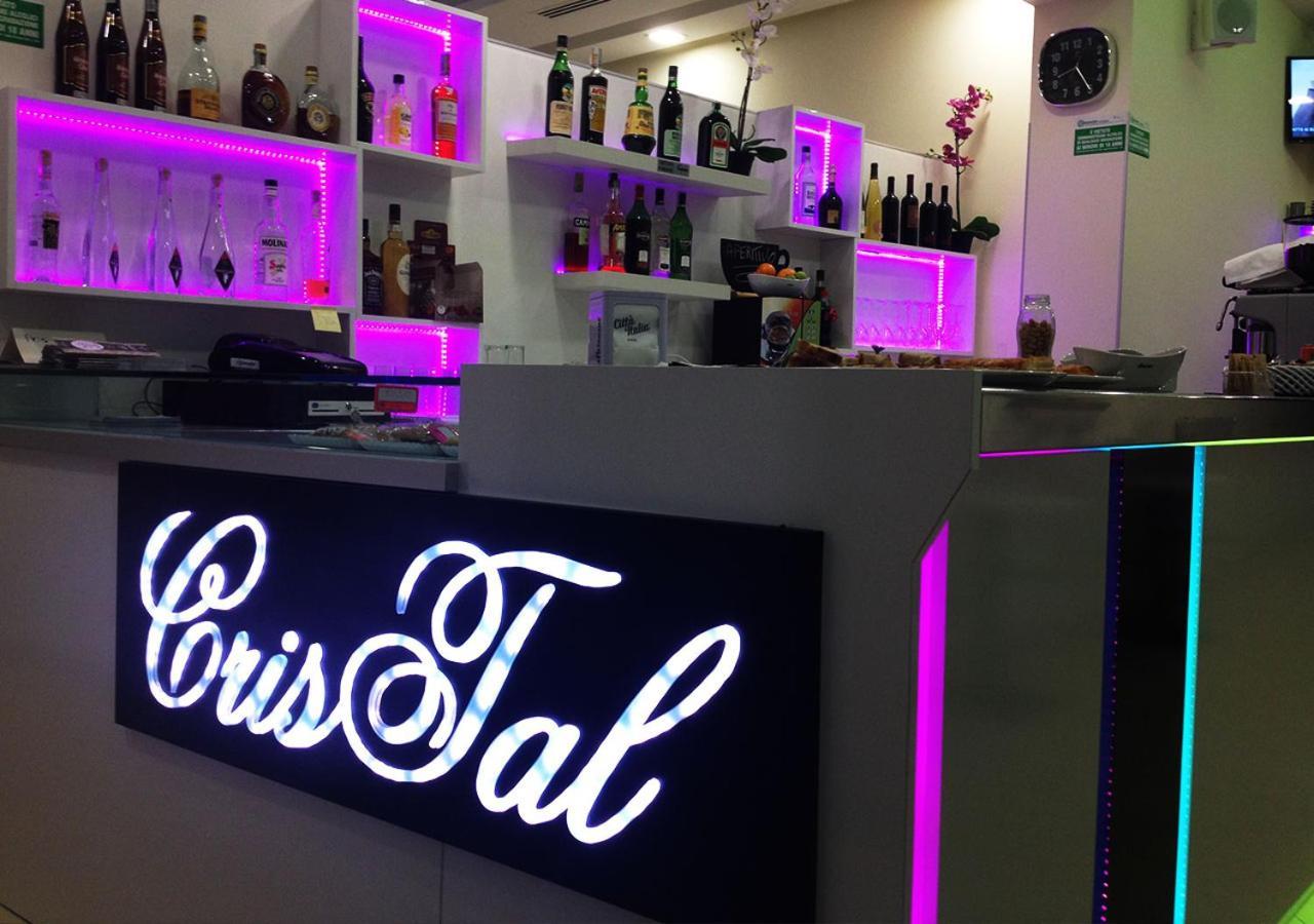 Cristal Rooms Piacenza Buitenkant foto